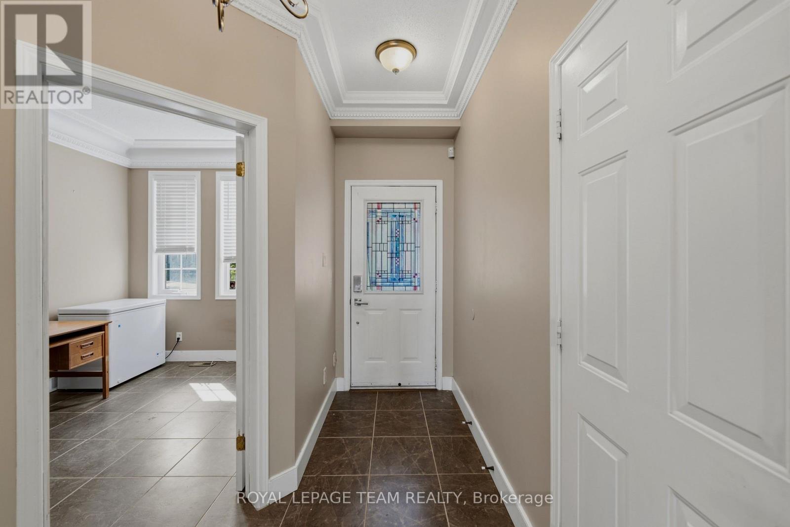 25 Oldfield Street, Ottawa, Ontario  K2G 6S8 - Photo 4 - X13699902