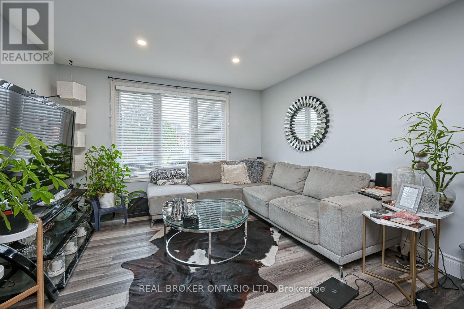 Upper Unit - 840 Macodrum Drive, Brockville, Ontario K6V 6H5 - Photo 6 - X13699938