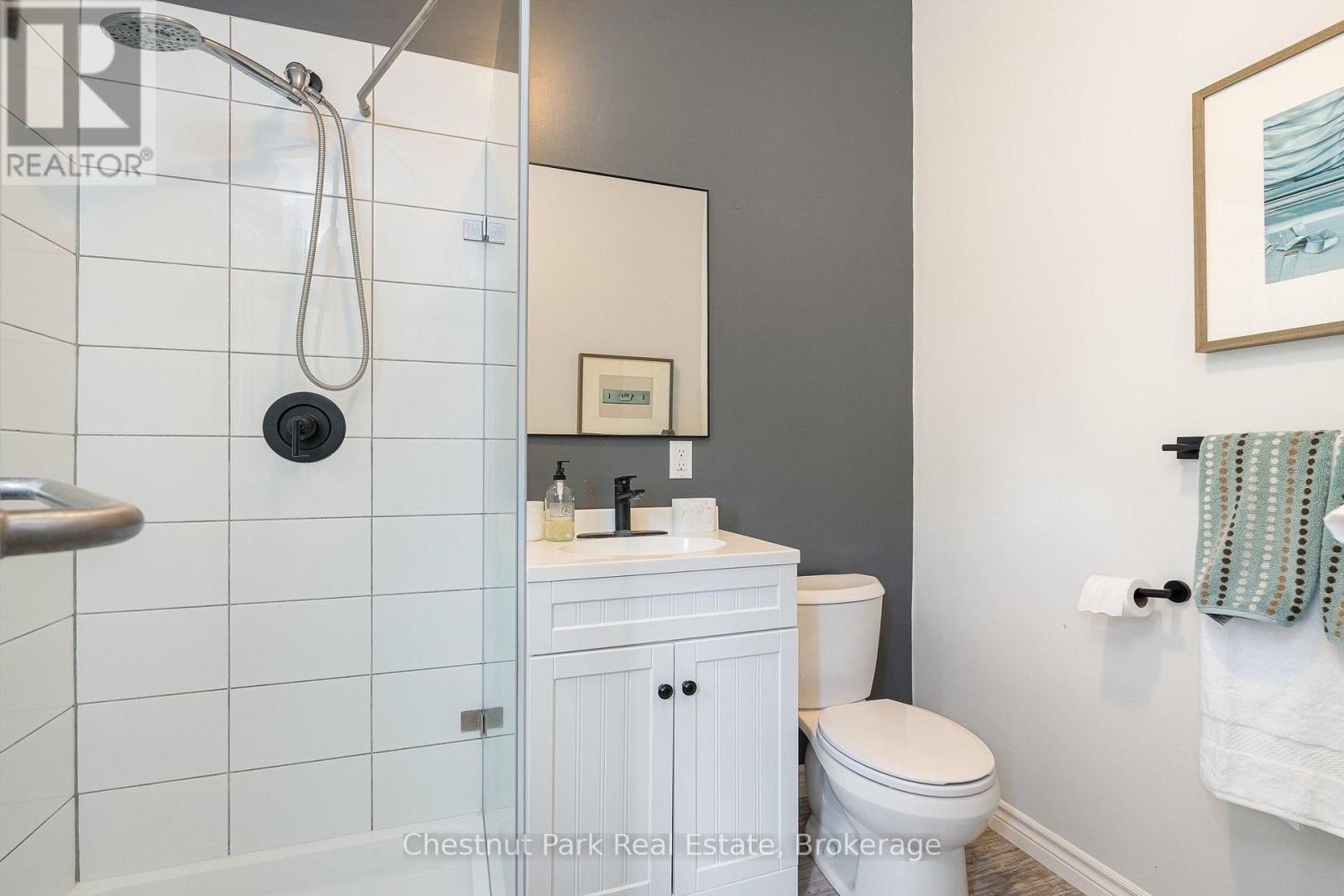 9 Wellington Street E, Clearview (Creemore), Ontario  L0M 1G0 - Photo 28 - S13700006