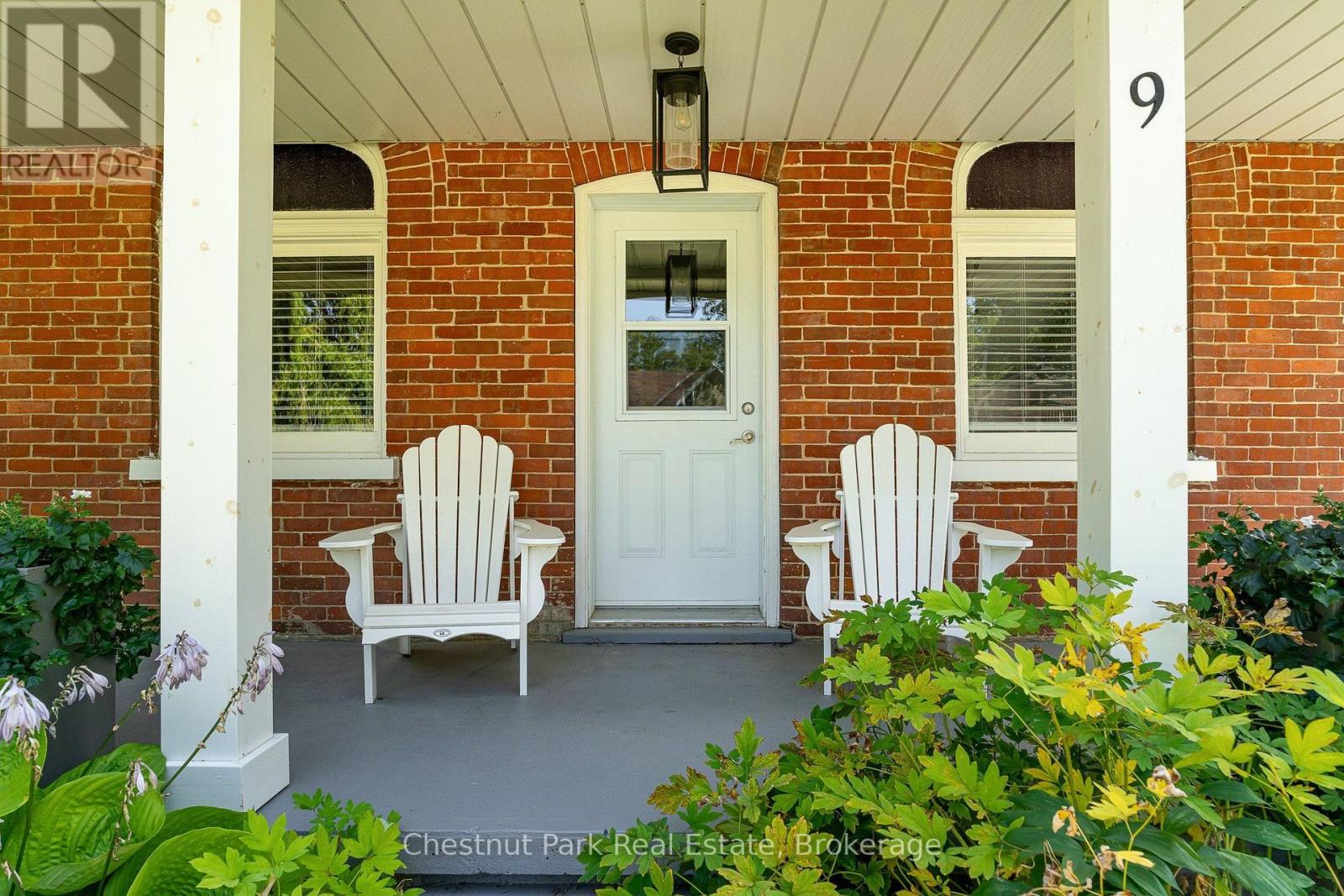 9 Wellington Street E, Clearview (Creemore), Ontario  L0M 1G0 - Photo 6 - S13700006