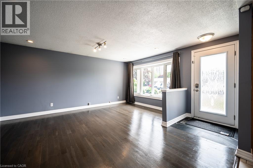 66 Belwood Crescent, Kitchener, Ontario  N2C 1Z3 - Photo 4 - 40857428