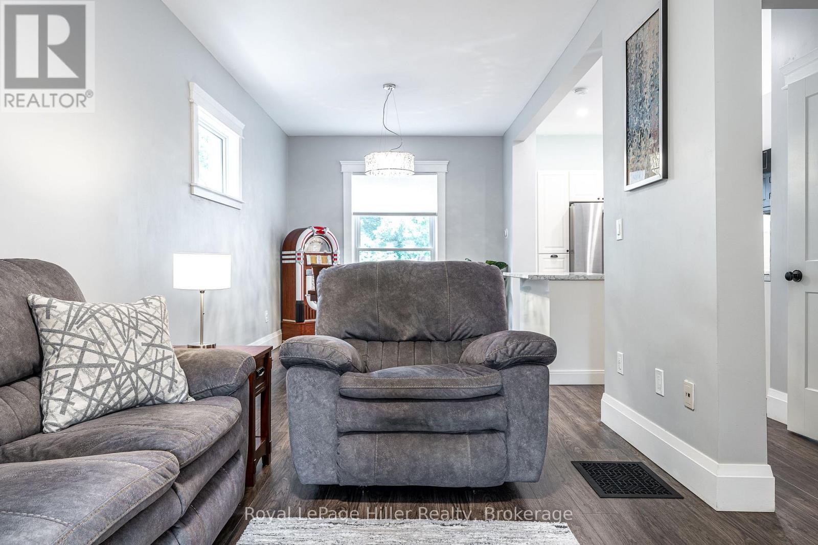 52 Trinity Street, Stratford, Ontario  N5A 4P4 - Photo 10 - X13699882