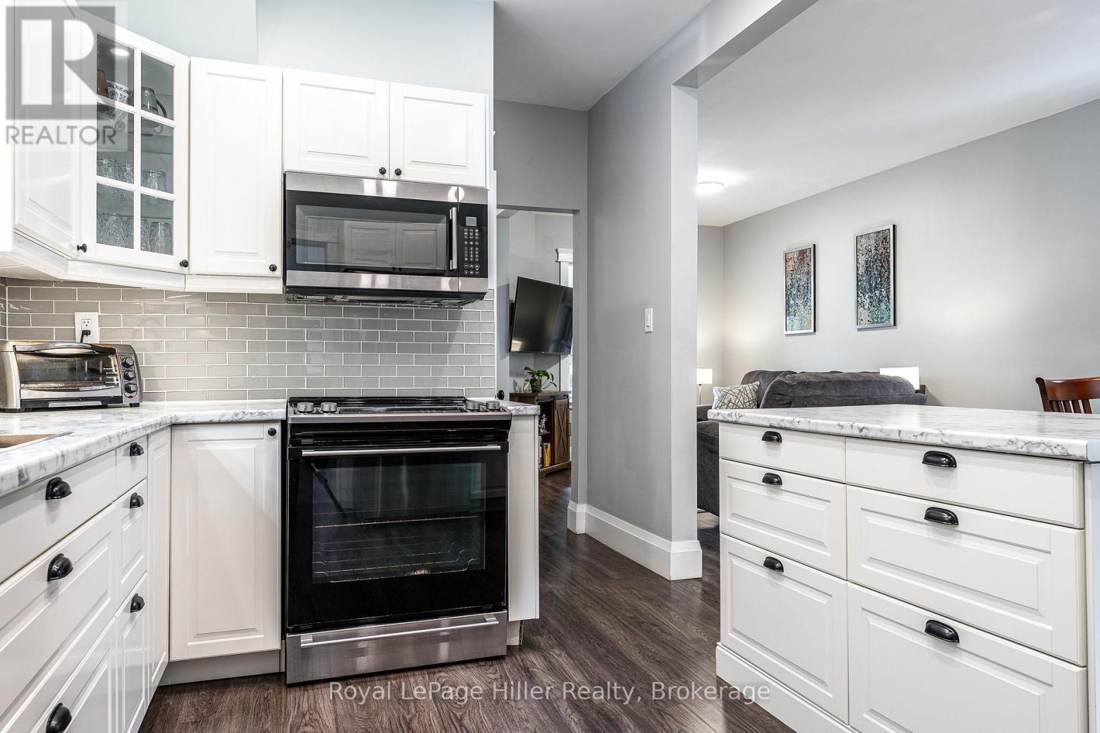 52 Trinity Street, Stratford, Ontario  N5A 4P4 - Photo 17 - X13699882