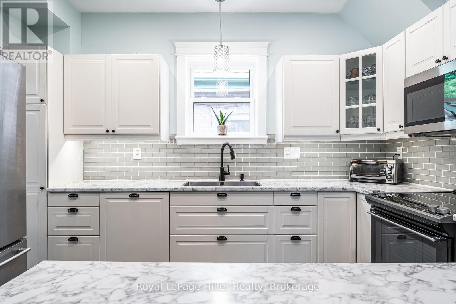 52 Trinity Street, Stratford, Ontario  N5A 4P4 - Photo 19 - X13699882