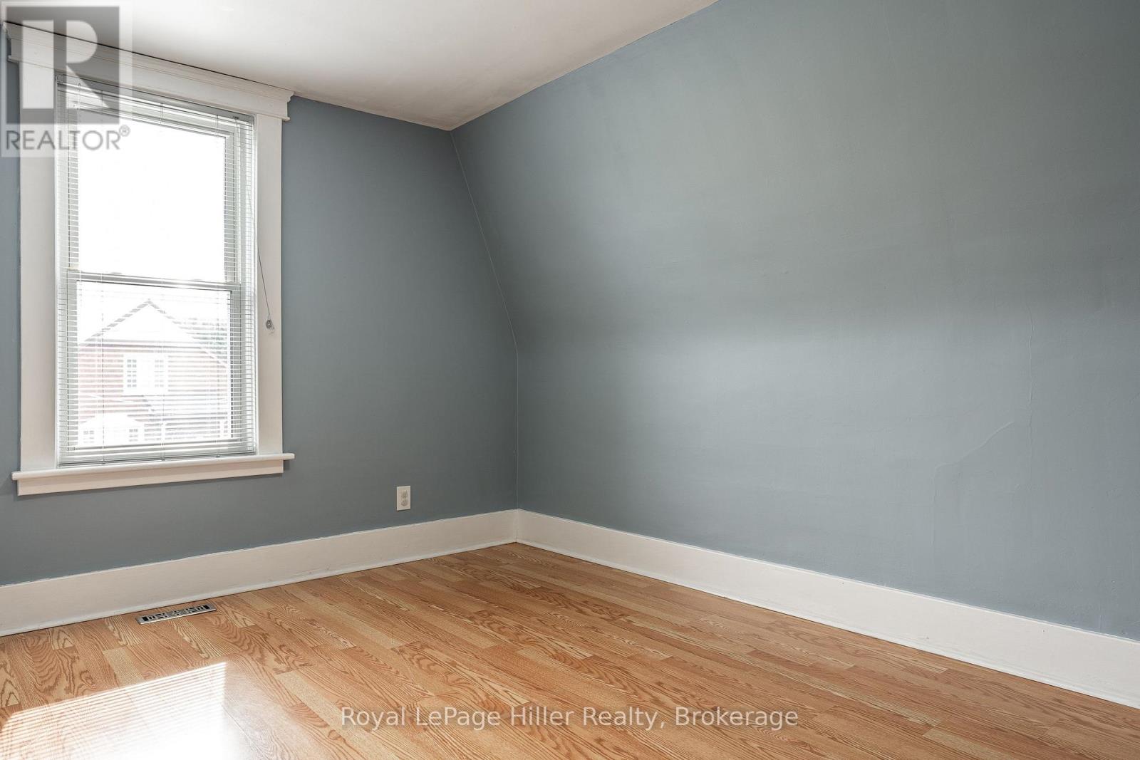 52 Trinity Street, Stratford, Ontario  N5A 4P4 - Photo 29 - X13699882