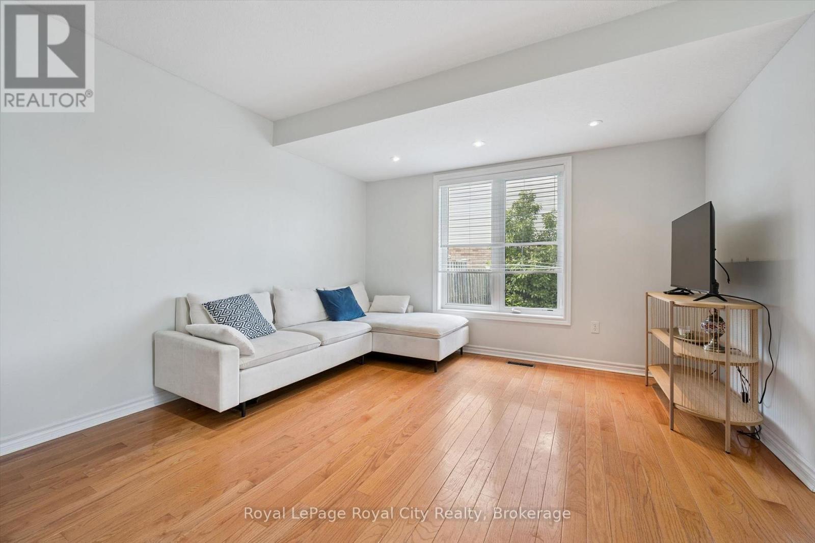 58 Wilkie Crescent, Guelph, Ontario  N1L 0C4 - Photo 8 - X13700048