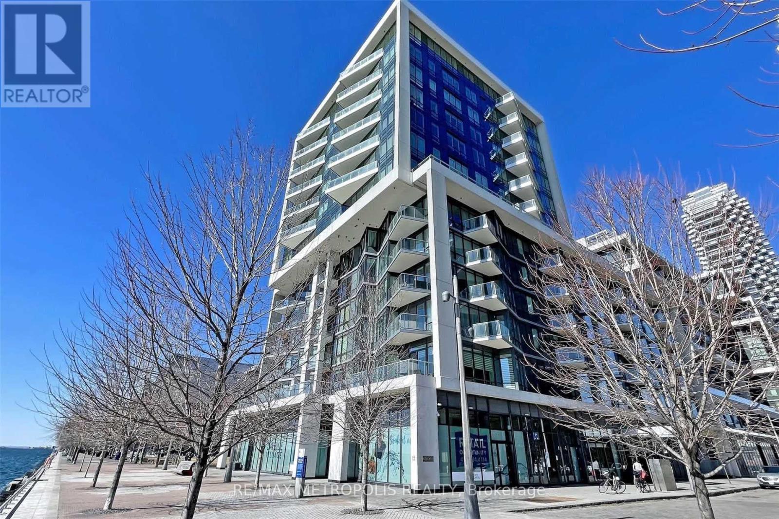 217 - 55 MERCHANTS' WHARF, Toronto, Ontario