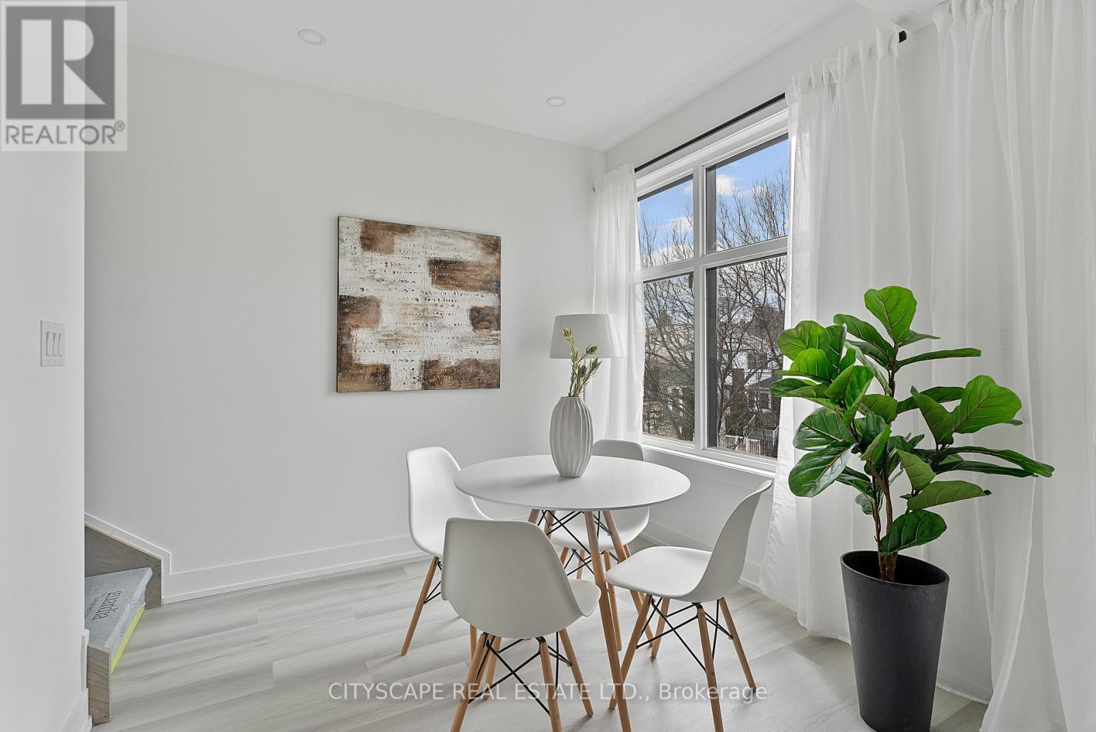 1 - Lower - 589 Oakwood Avenue, Toronto, Ontario M6E 2X8 - Photo 15 - C13699918