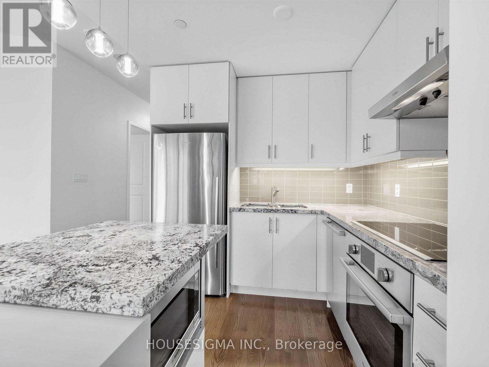 2504 - 1 The Esplanade Drive, Toronto, Ontario M5E 0A8 - Photo 14 - C13700054
