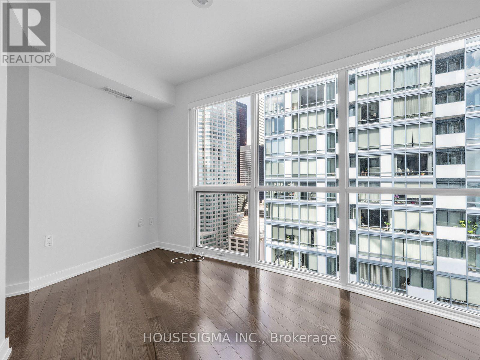 2504 - 1 The Esplanade Drive, Toronto, Ontario M5E 0A8 - Photo 18 - C13700054