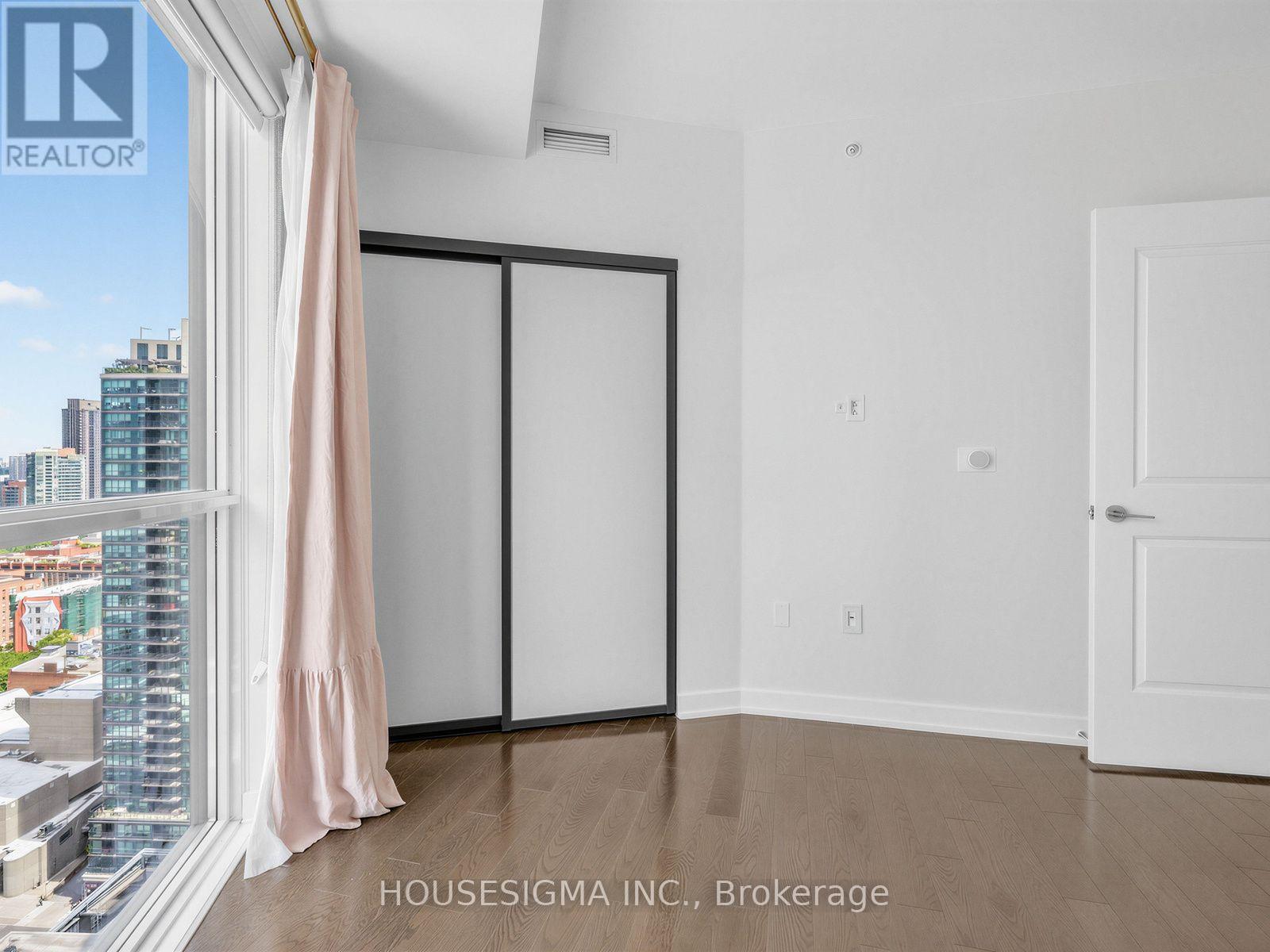 2504 - 1 The Esplanade Drive, Toronto, Ontario M5E 0A8 - Photo 22 - C13700054