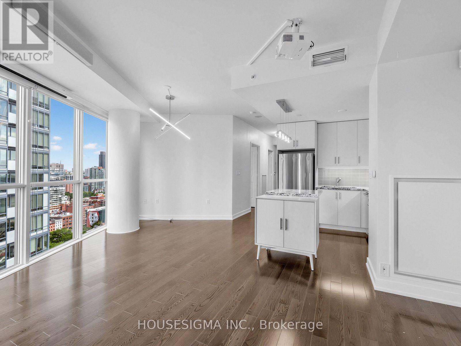 2504 - 1 The Esplanade Drive, Toronto, Ontario M5E 0A8 - Photo 7 - C13700054