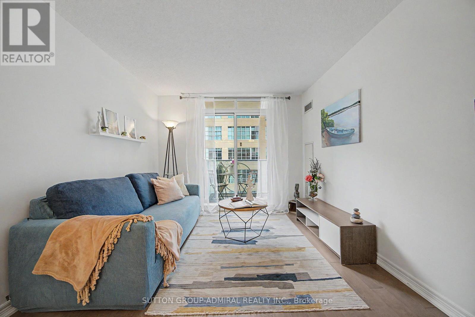 706 - 212 Eglinton Avenue, Toronto, Ontario M4P 0A3 - Photo 10 - C13700078