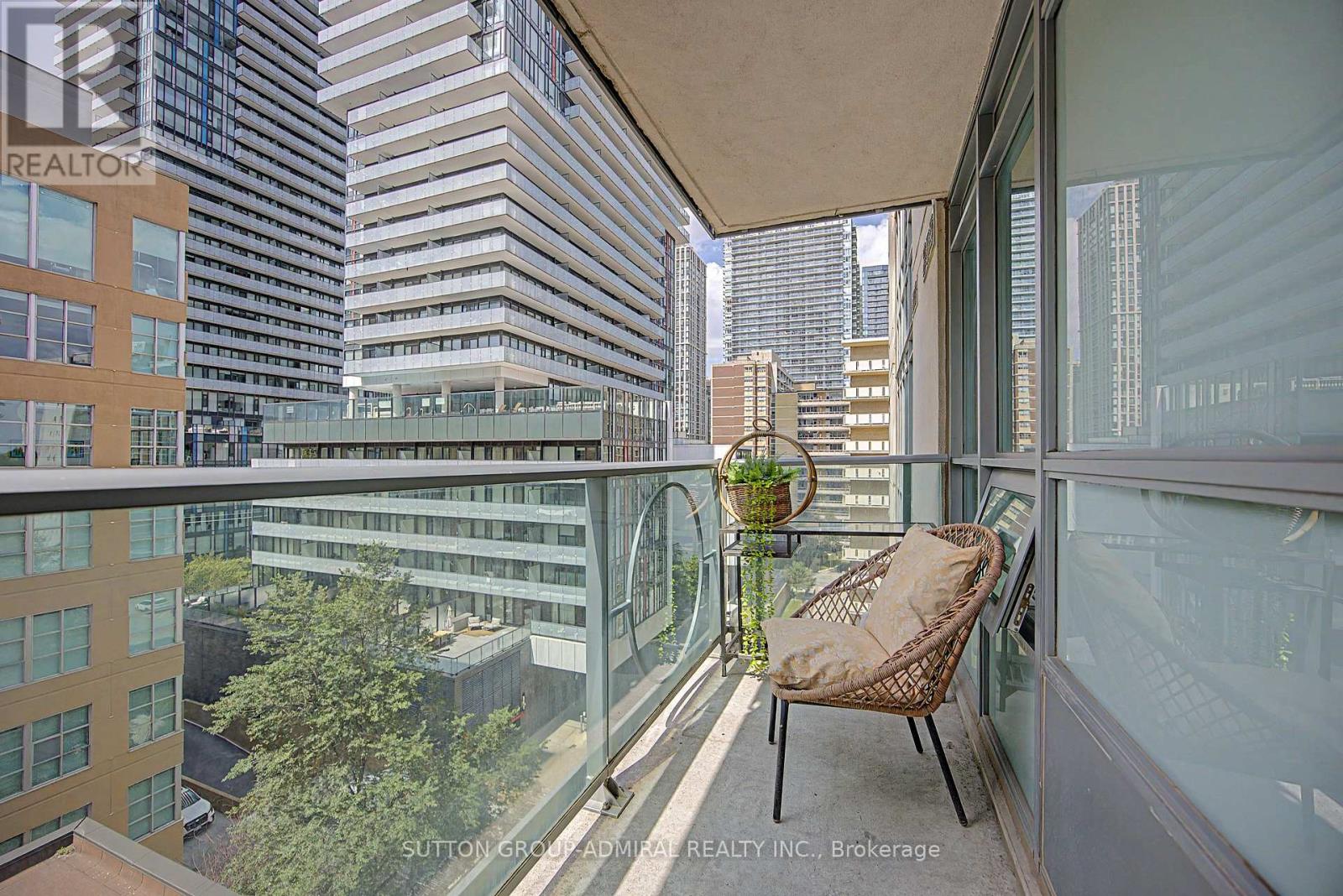 706 - 212 Eglinton Avenue, Toronto, Ontario M4P 0A3 - Photo 20 - C13700078