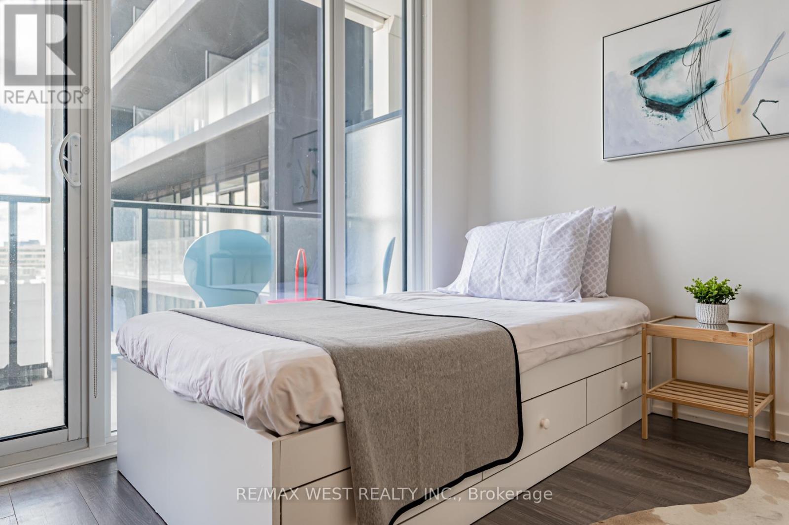 #1218 - 20 Edward Street, Toronto, Ontario M5G 1C9 - Photo 6 - C13700146