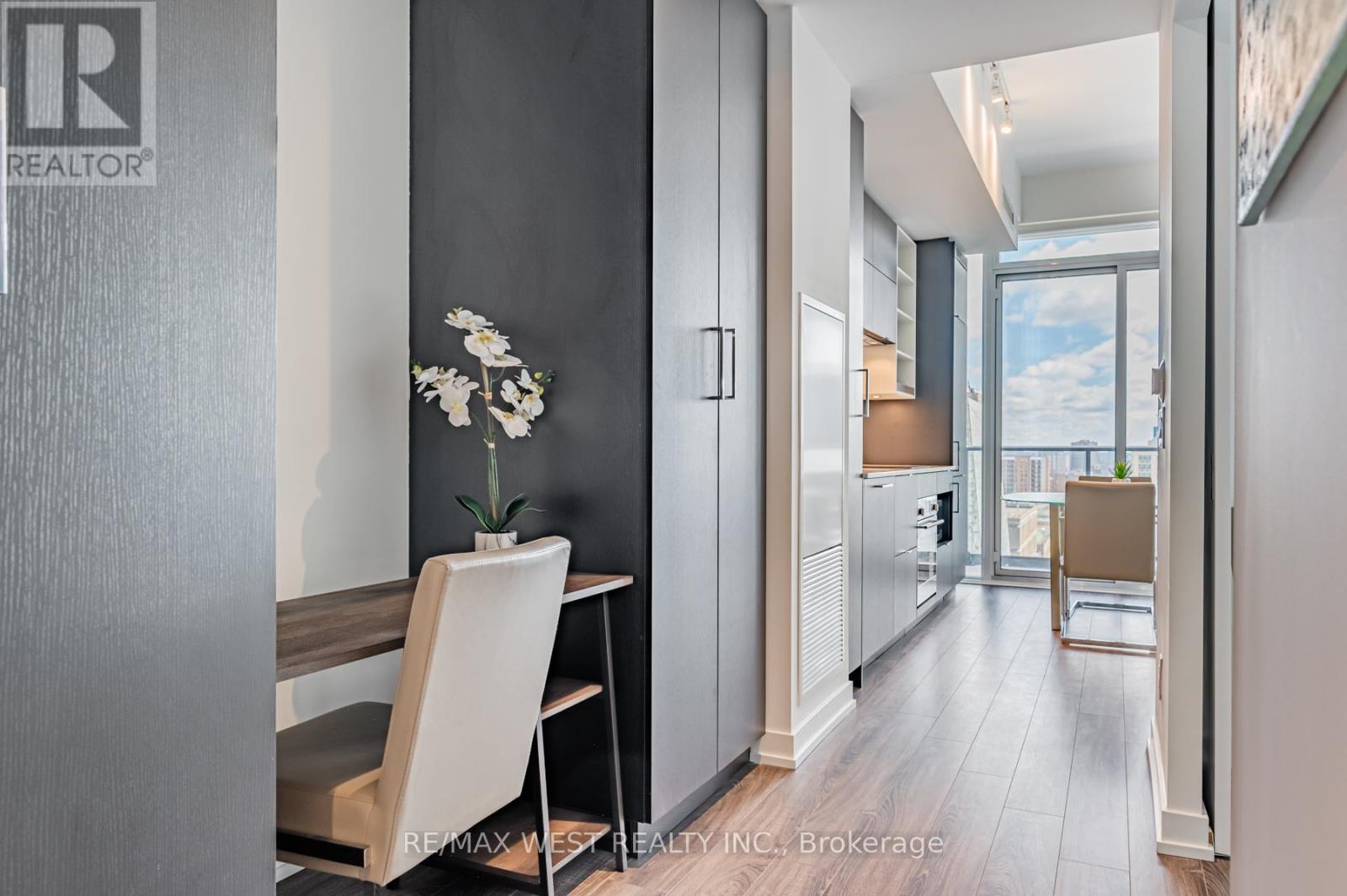 #1218 - 20 Edward Street, Toronto, Ontario M5G 1C9 - Photo 7 - C13700146