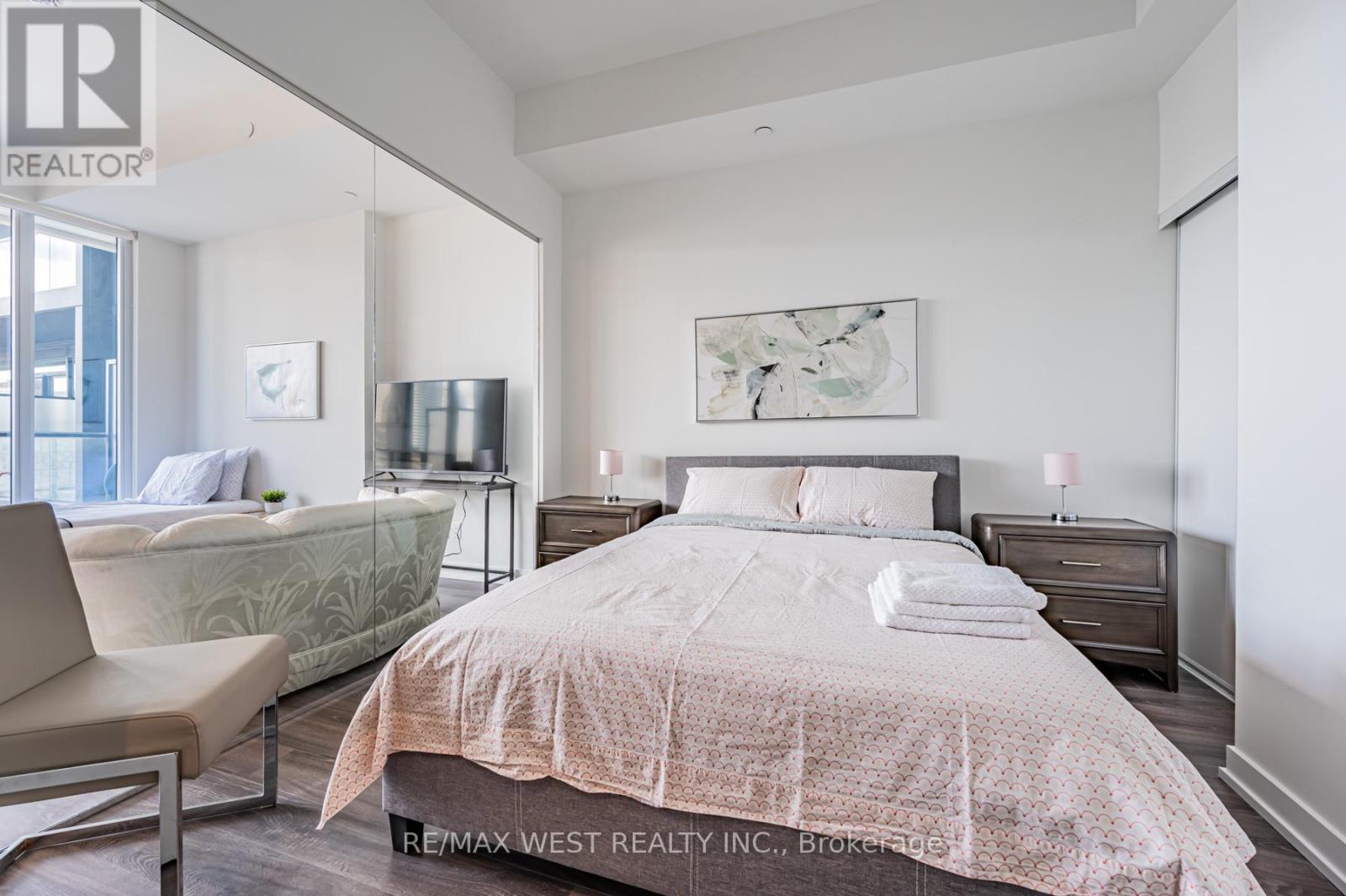 #1218 - 20 Edward Street, Toronto, Ontario M5G 1C9 - Photo 8 - C13700146