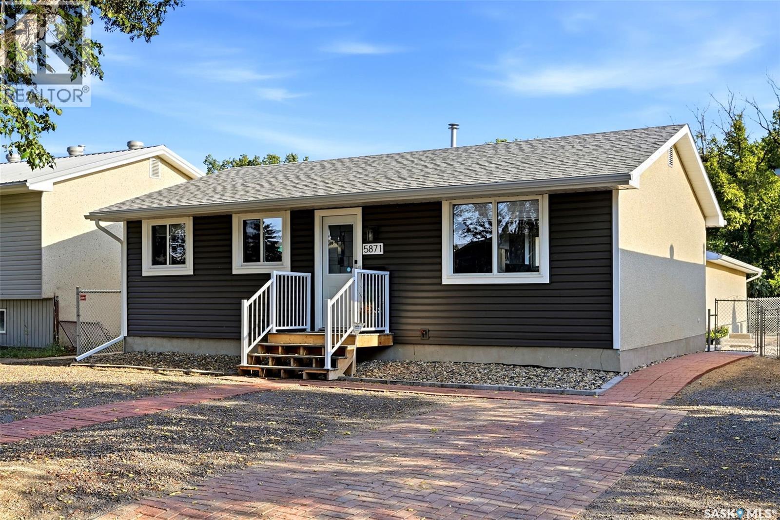 5871 Mckinley Avenue, Regina, Saskatchewan  S4T 6P4 - Photo 1 - SK046233