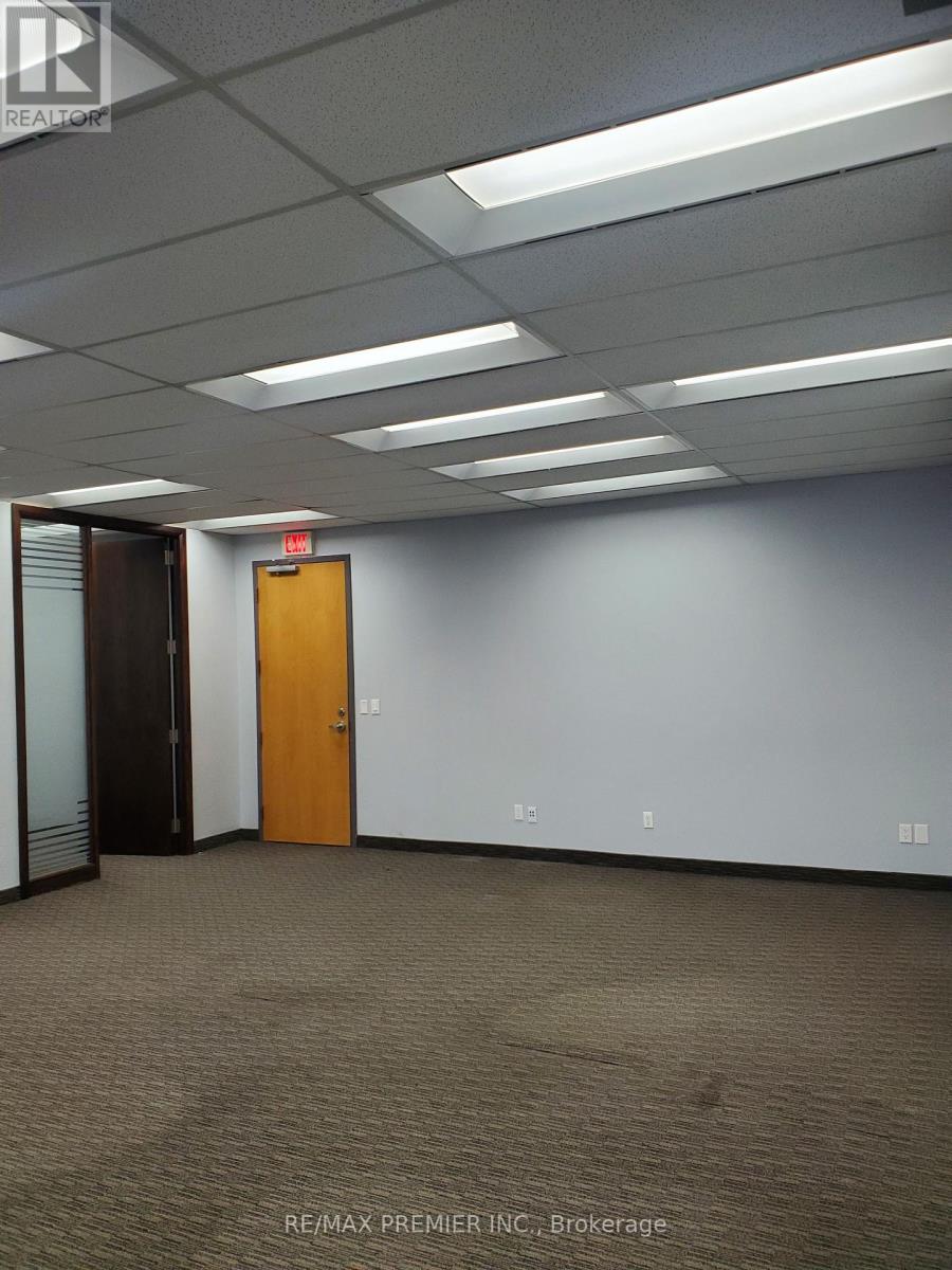 503 - 3200 Dufferin Street, Toronto, Ontario M6A 2T3 - Photo 7 - W12772190