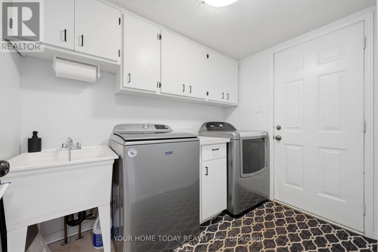 83 Atwood Avenue, Halton Hills, Ontario  L7G 6C5 - Photo 17 - W12996350