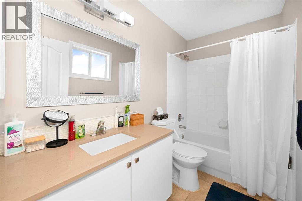 40 Hidden Point NW, Calgary, Alberta  T3A 5P5 - Photo 27 - A2327130