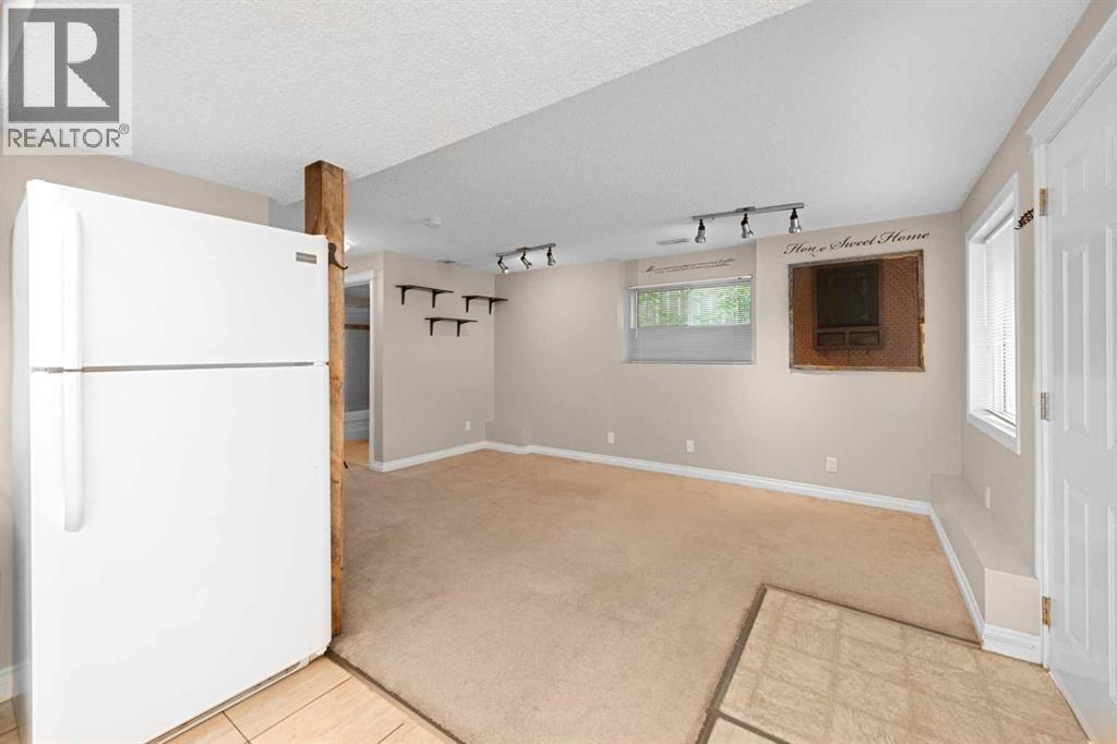 40 Hidden Point NW, Calgary, Alberta  T3A 5P5 - Photo 31 - A2327130