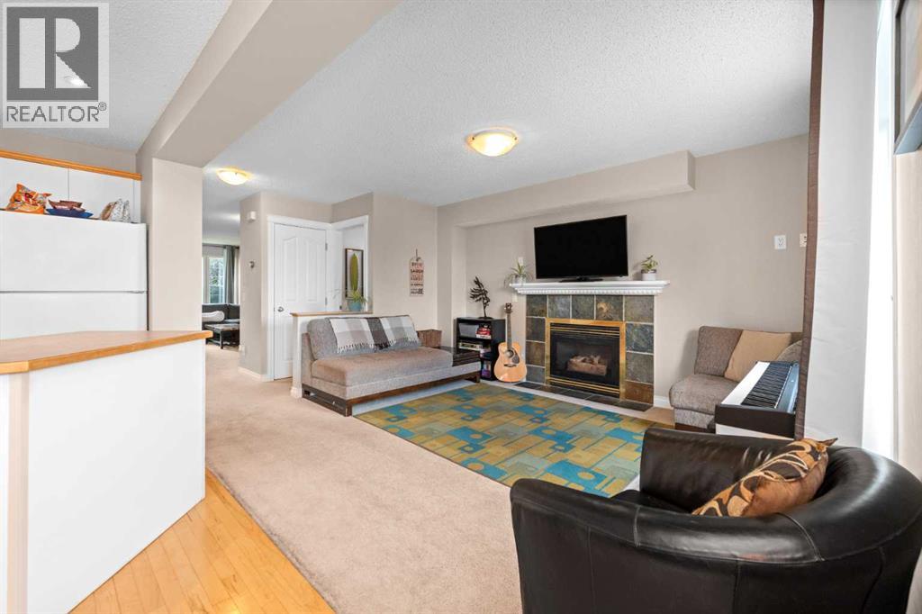 40 Hidden Point NW, Calgary, Alberta  T3A 5P5 - Photo 10 - A2327130