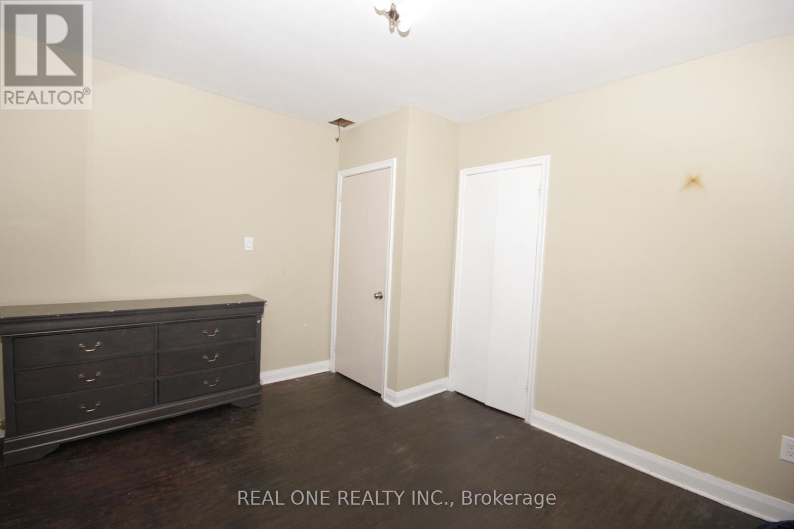 Main - 157 Shropshire Drive, Toronto, Ontario  M1P 1Z6 - Photo 13 - E13699952