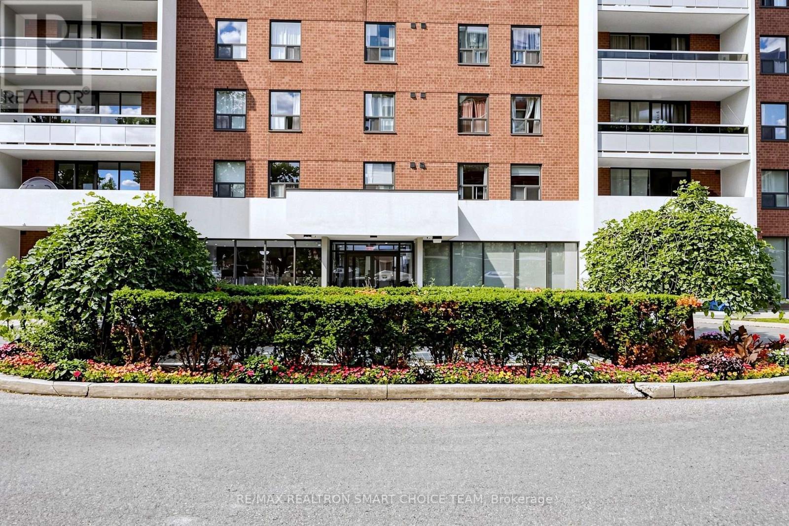 907 - 1250 Bridletowne Circle, Toronto, Ontario M1W 2V1 - Photo 2 - E13699986