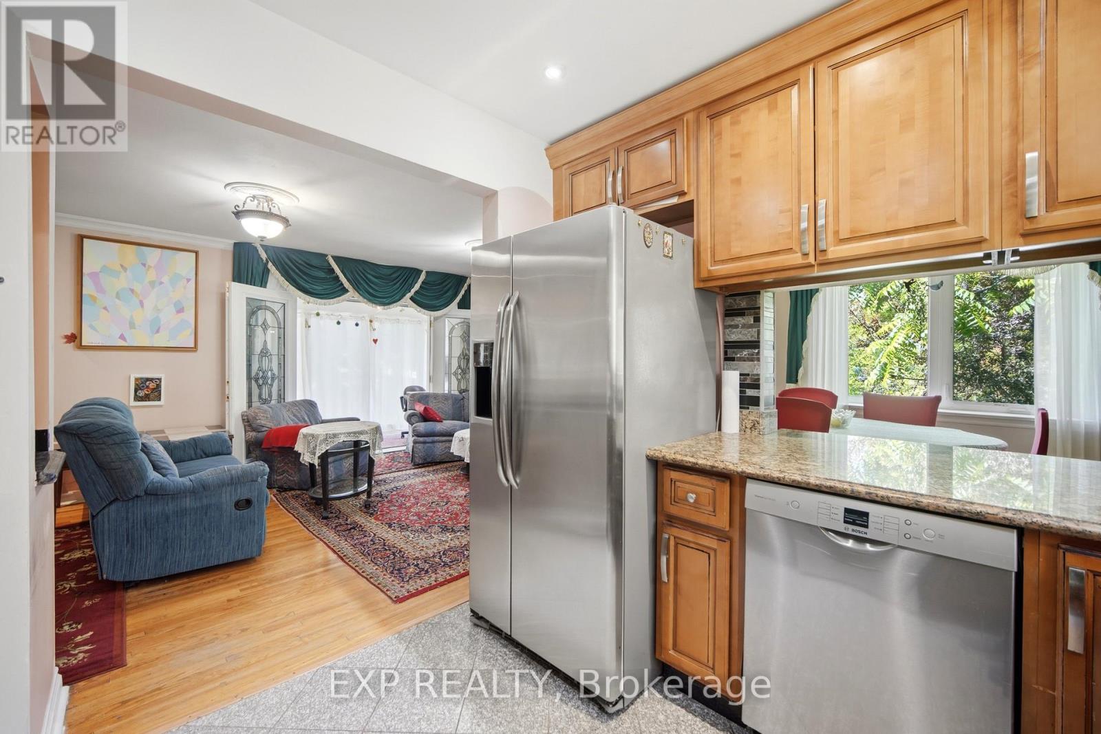 43 Ridgemoor Avenue, Toronto, Ontario M1N 1M5 - Photo 14 - E13700084