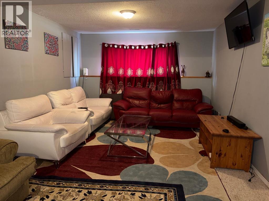 66 Upland Road W, Brooks, Alberta  T1R 1G7 - Photo 9 - A2334236