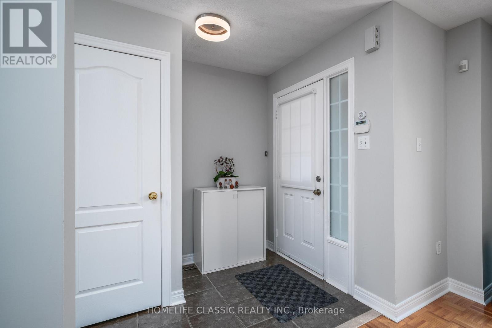 44 Wildberry Crescent, Vaughan, Ontario  L4H 2C6 - Photo 2 - N13699858