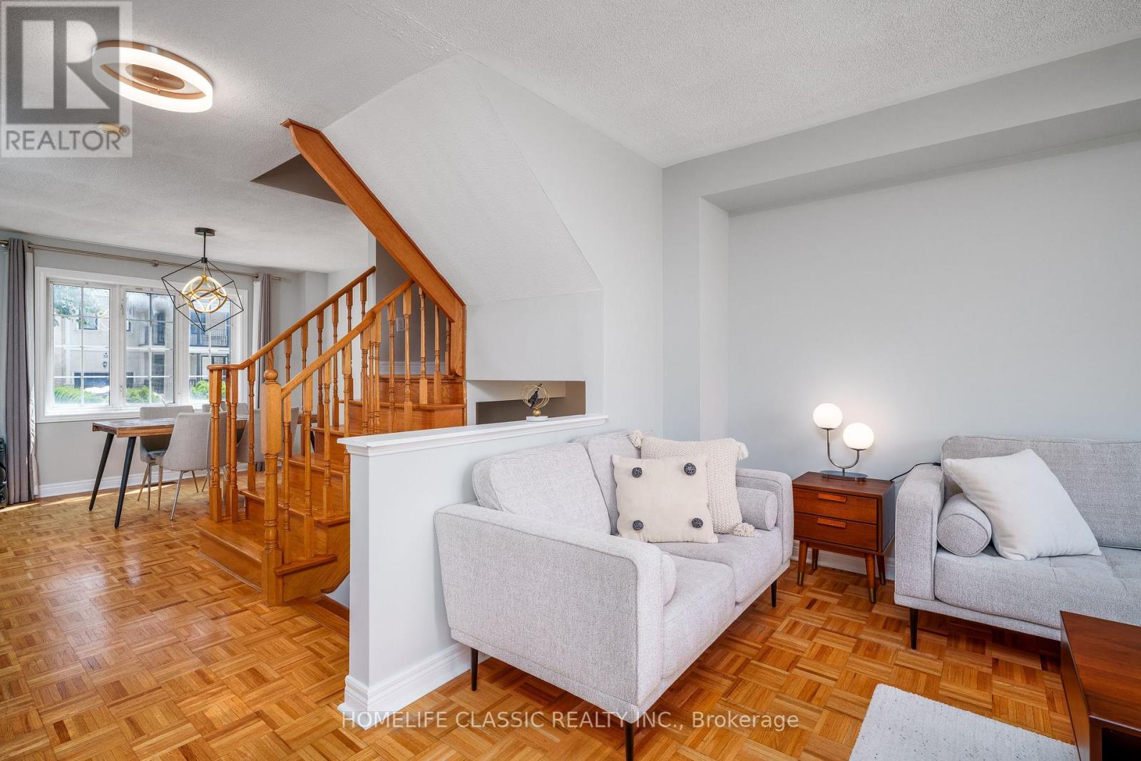 44 Wildberry Crescent, Vaughan, Ontario  L4H 2C6 - Photo 4 - N13699858