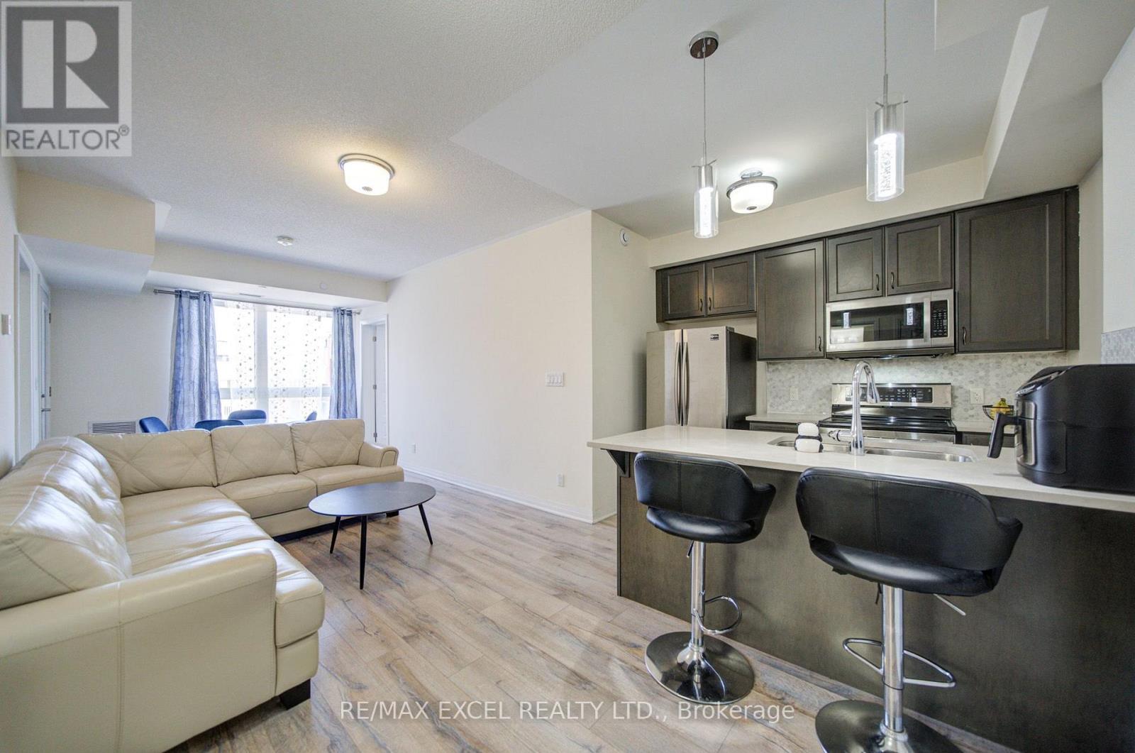 302 - 2 Adam Sellers Street, Markham, Ontario  L6B 1P2 - Photo 9 - N13699884