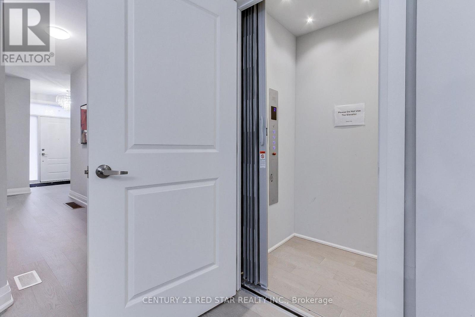 23 - 260 Eagle Street, Newmarket, Ontario L3Y 1K1 - Photo 11 - N13699960