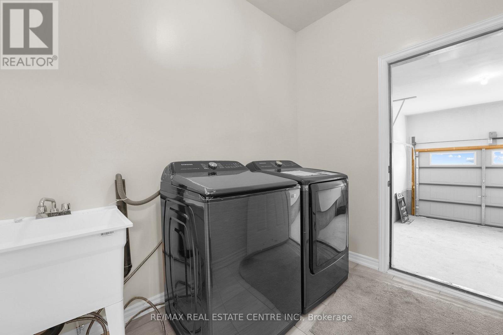 15 Lawrence D. Pridham Avenue, New Tecumseth, Ontario  L9R 0X1 - Photo 32 - N13700002