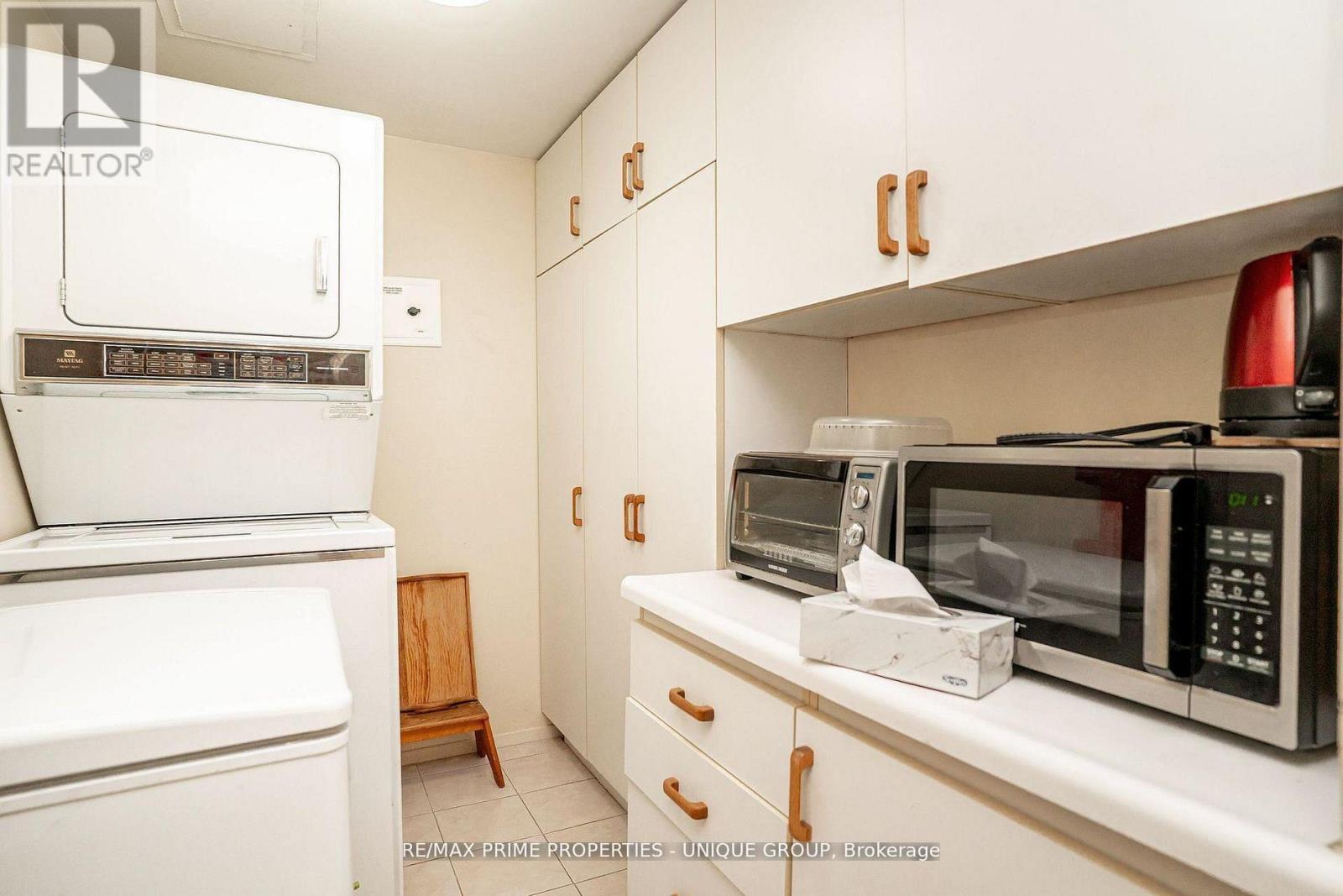 209 - 33 Weldrick Road E, Richmond Hill (Observatory), Ontario  L4C 8W4 - Photo 20 - N13700004