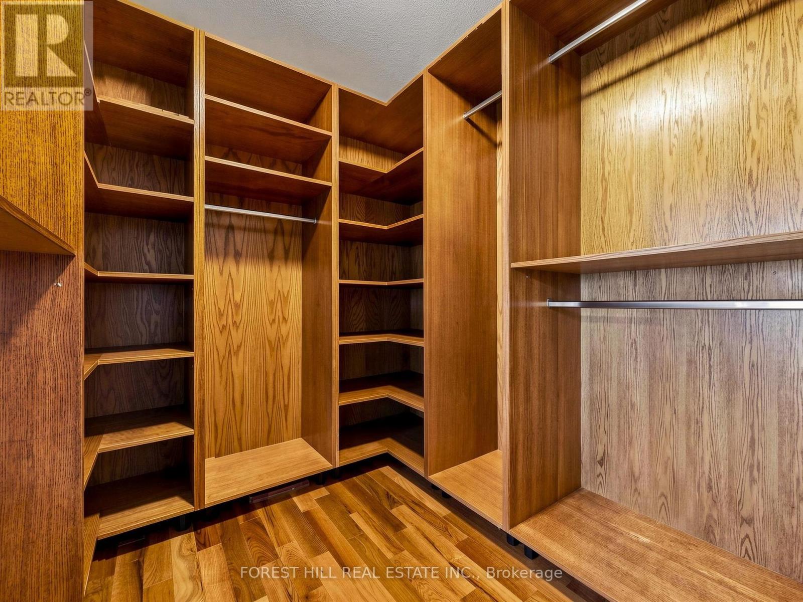 49 Grange Drive E, Richmond Hill, Ontario  L4E 4T1 - Photo 30 - N13700020
