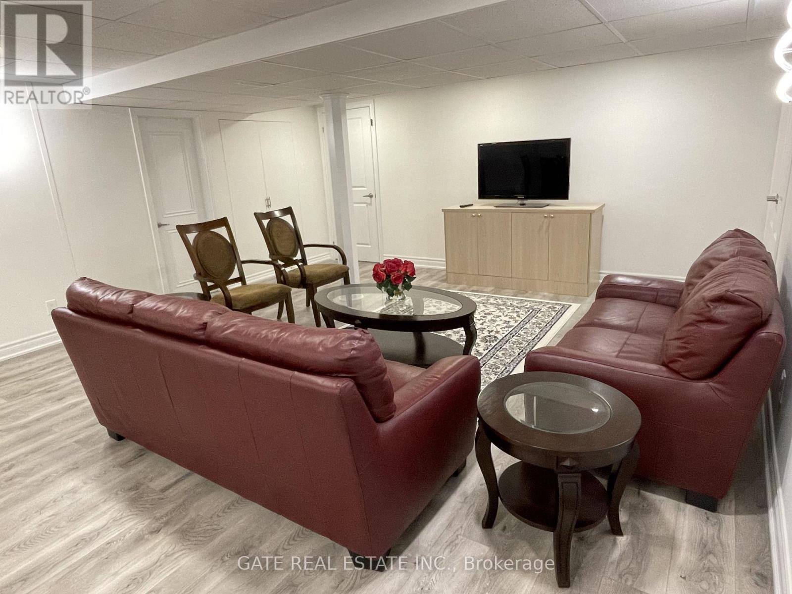 64 Morrison Crescent, Markham, Ontario L3R 9K7 - Photo 5 - N13700110