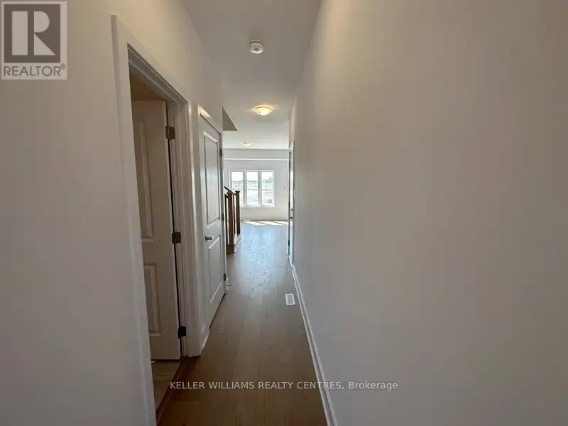 49 Gateway Drive, Barrie, Ontario  L9J 0V3 - Photo 11 - S13700092