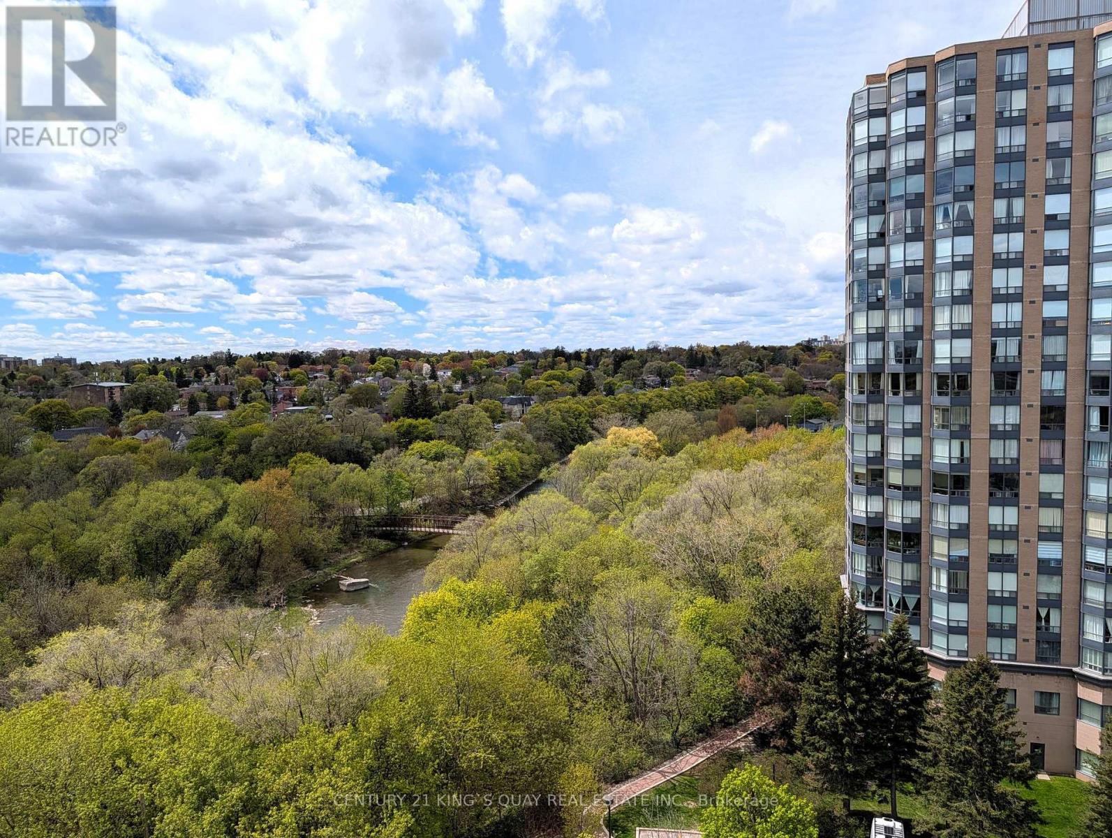 907 - 10 WILBY CRESCENT, Toronto, Ontario