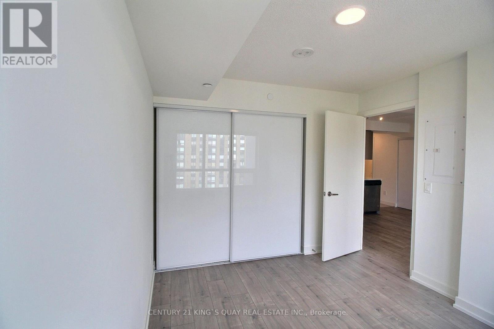 907 - 10 Wilby Crescent, Toronto, Ontario  M9N 0B6 - Photo 14 - W13699954