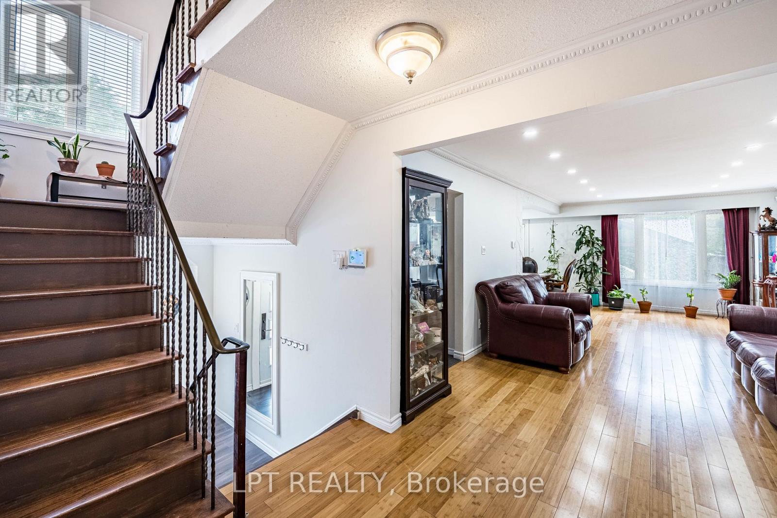 2574 Council Ring Road, Mississauga, Ontario  L5L 1X5 - Photo 18 - W13699970