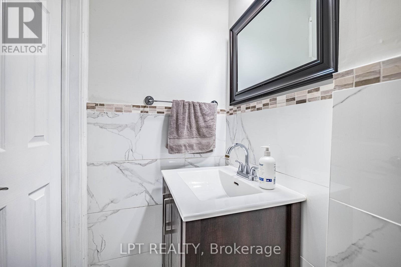 2574 Council Ring Road, Mississauga, Ontario  L5L 1X5 - Photo 31 - W13699970