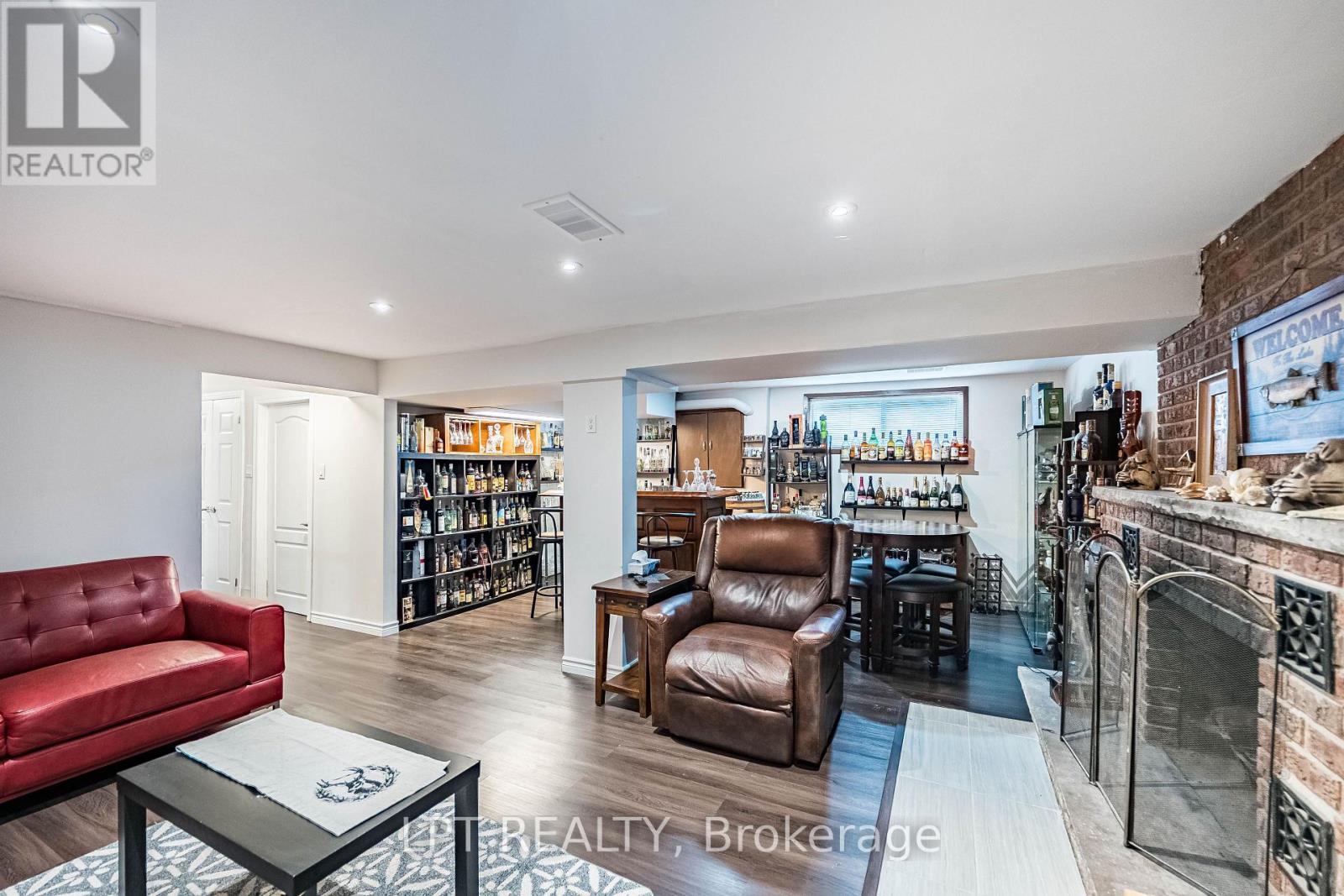 2574 Council Ring Road, Mississauga, Ontario  L5L 1X5 - Photo 4 - W13699970