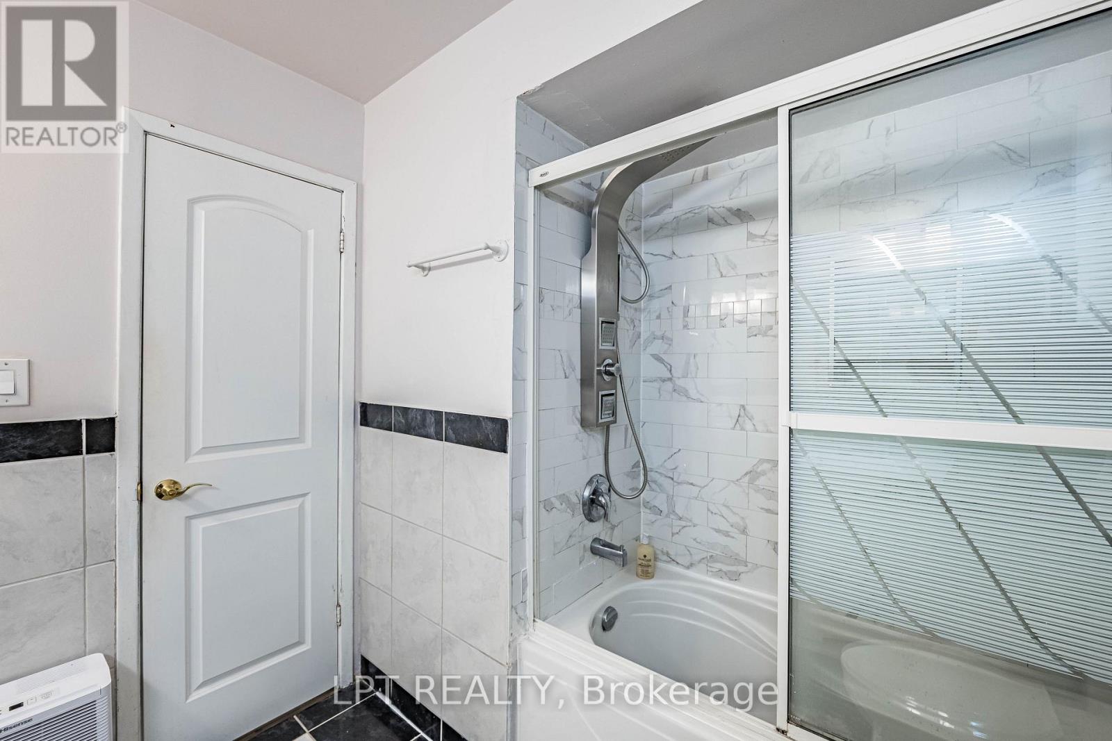 2574 Council Ring Road, Mississauga, Ontario  L5L 1X5 - Photo 46 - W13699970