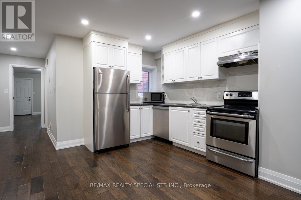 1st Floor - 12 Wiltshire Avenue, Toronto, Ontario  M6N 2V9 - Photo 6 - W13699988