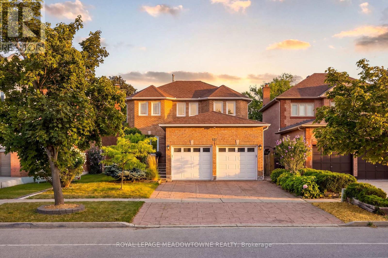 187 Barber Drive, Halton Hills, Ontario  L7G 5L5 - Photo 1 - W13700018