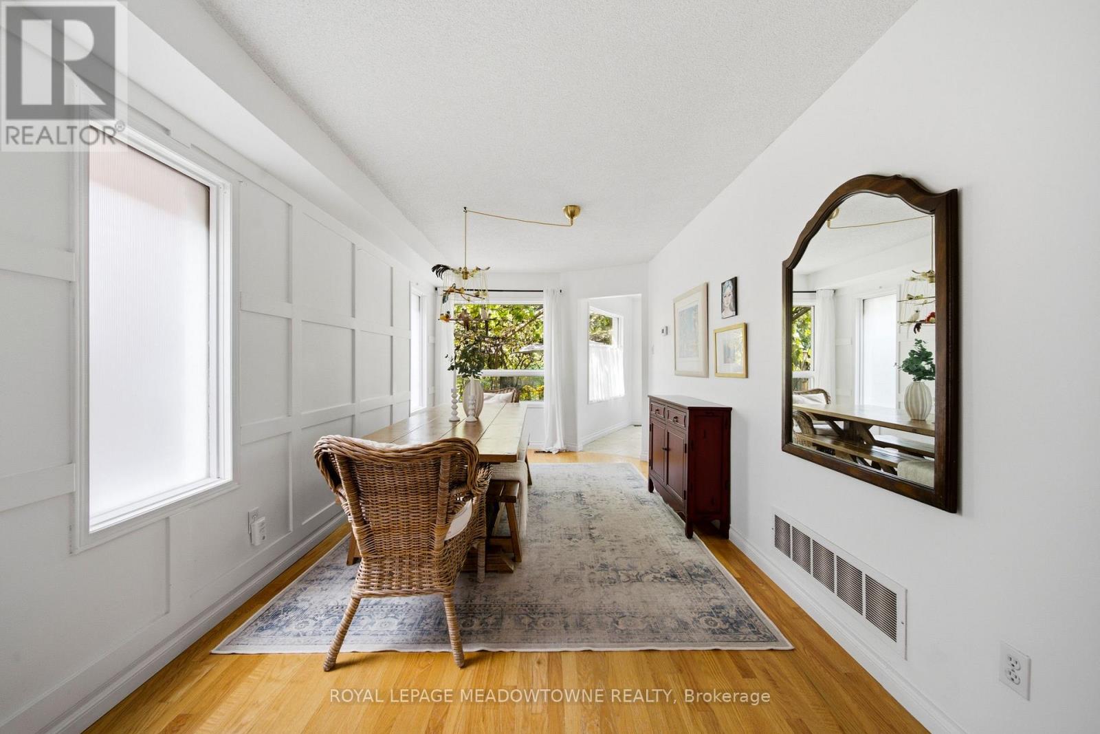 187 Barber Drive, Halton Hills, Ontario  L7G 5L5 - Photo 12 - W13700018