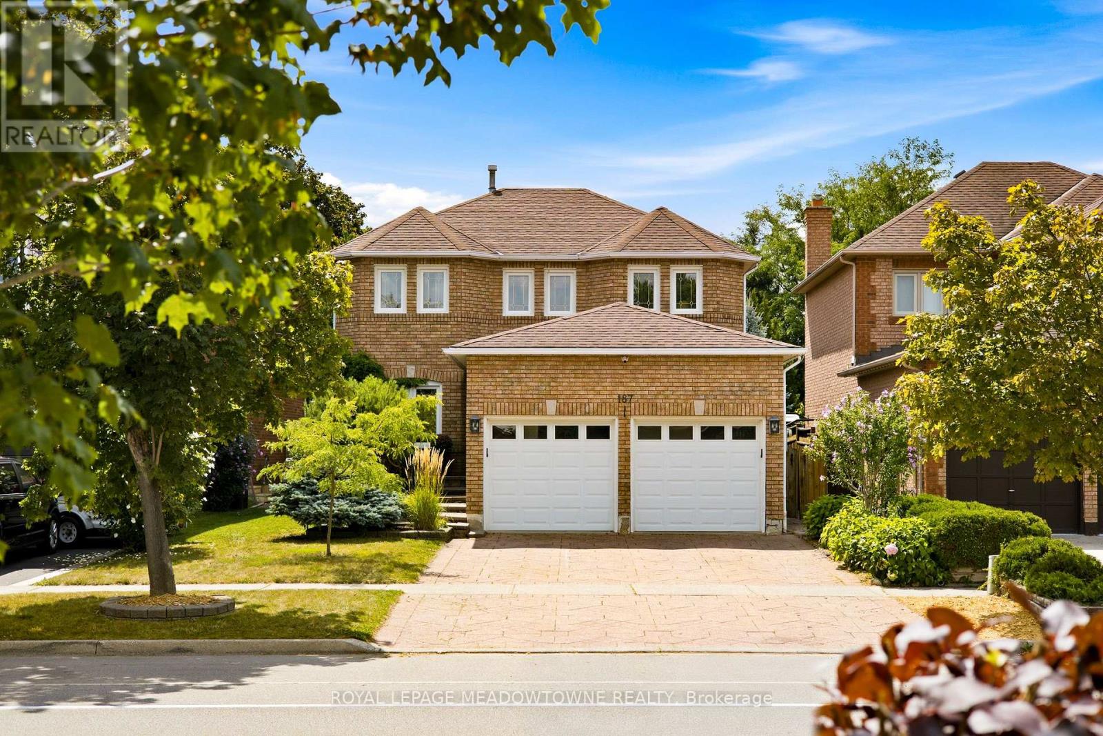 187 Barber Drive, Halton Hills, Ontario  L7G 5L5 - Photo 4 - W13700018